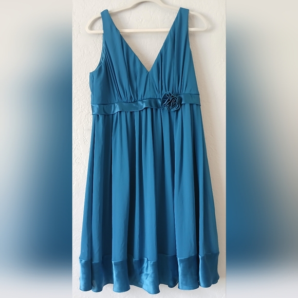 JS Boutique Teal V-Neck Maxi Dress - Picture 1 of 12